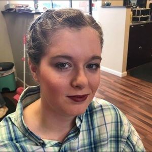 Meet your Posher, Ashlyn